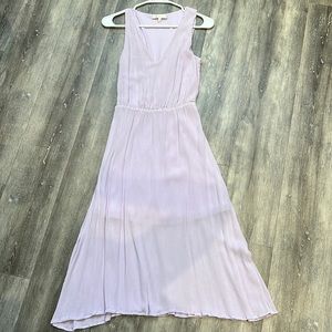Wayf size small lavender midi dress
